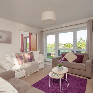 https://the-fettes-castle-view-residence.edinburghhotelsuk.org